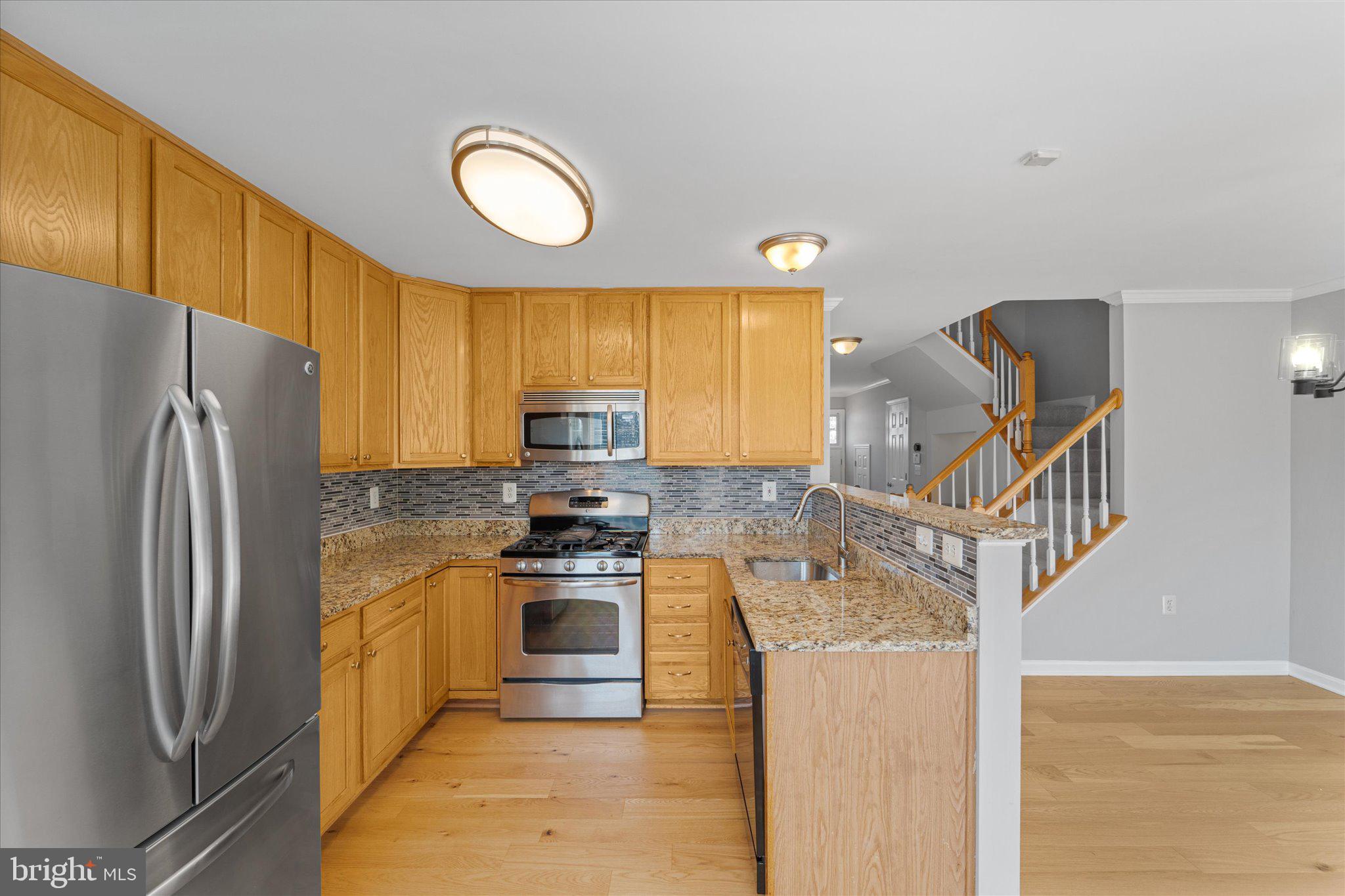 4107 Yellow Stone Loop Dumfries, VA 22025 - Photo 6 of 39