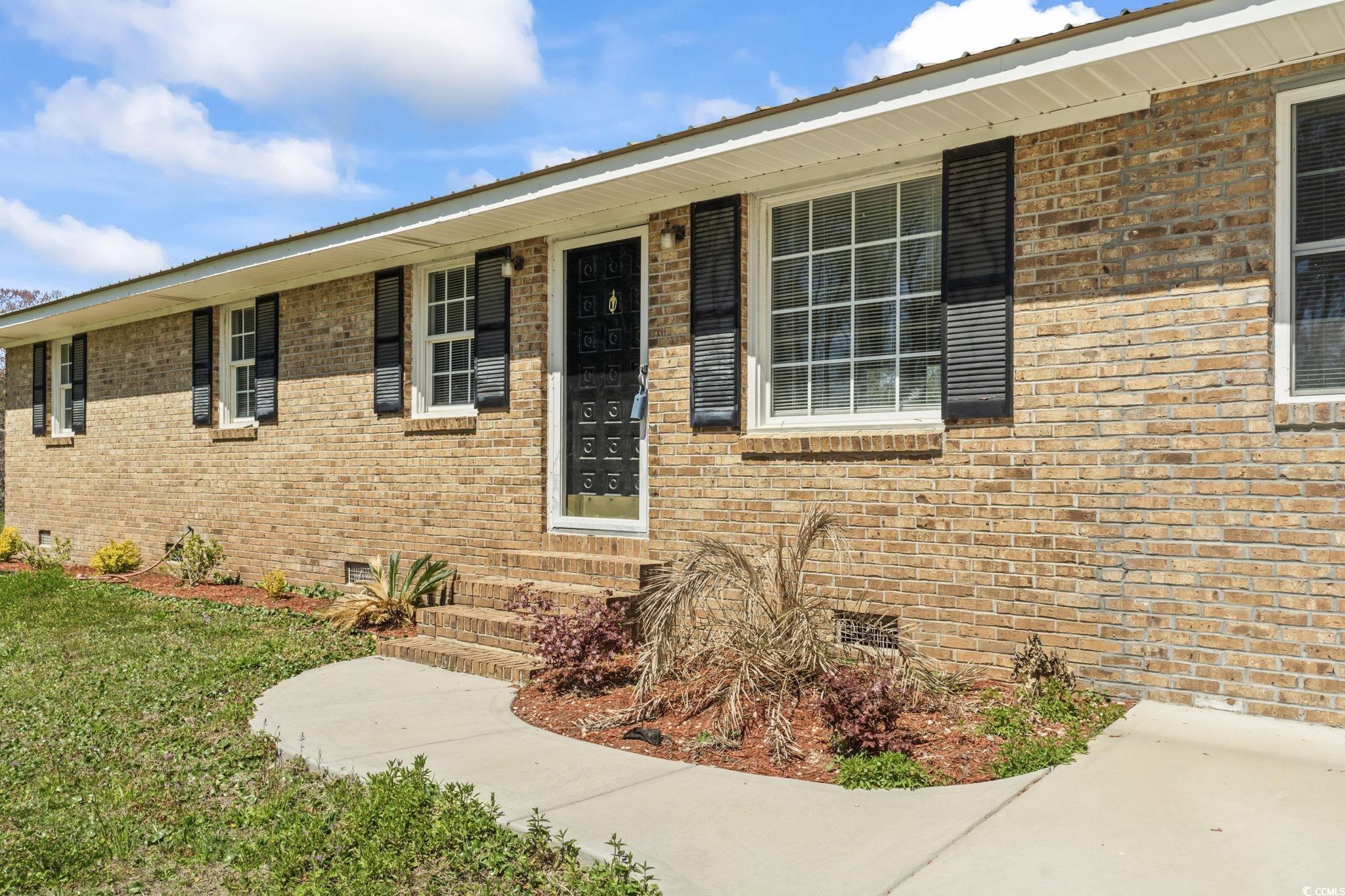 1136 Knotty Branch Road Conway, SC 29527 - Photo 2 of 40