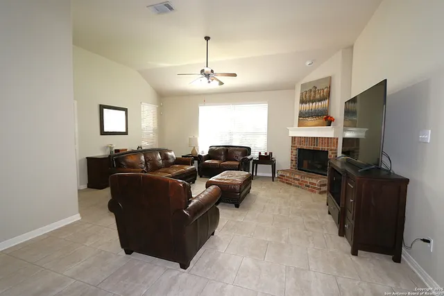 $499,900 | 8614 Mantano Ridge, Helotes, TX 78023