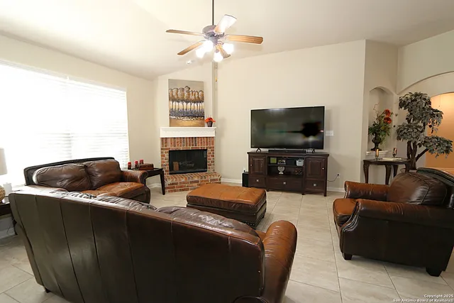 $499,900 | 8614 Mantano Ridge, Helotes, TX 78023