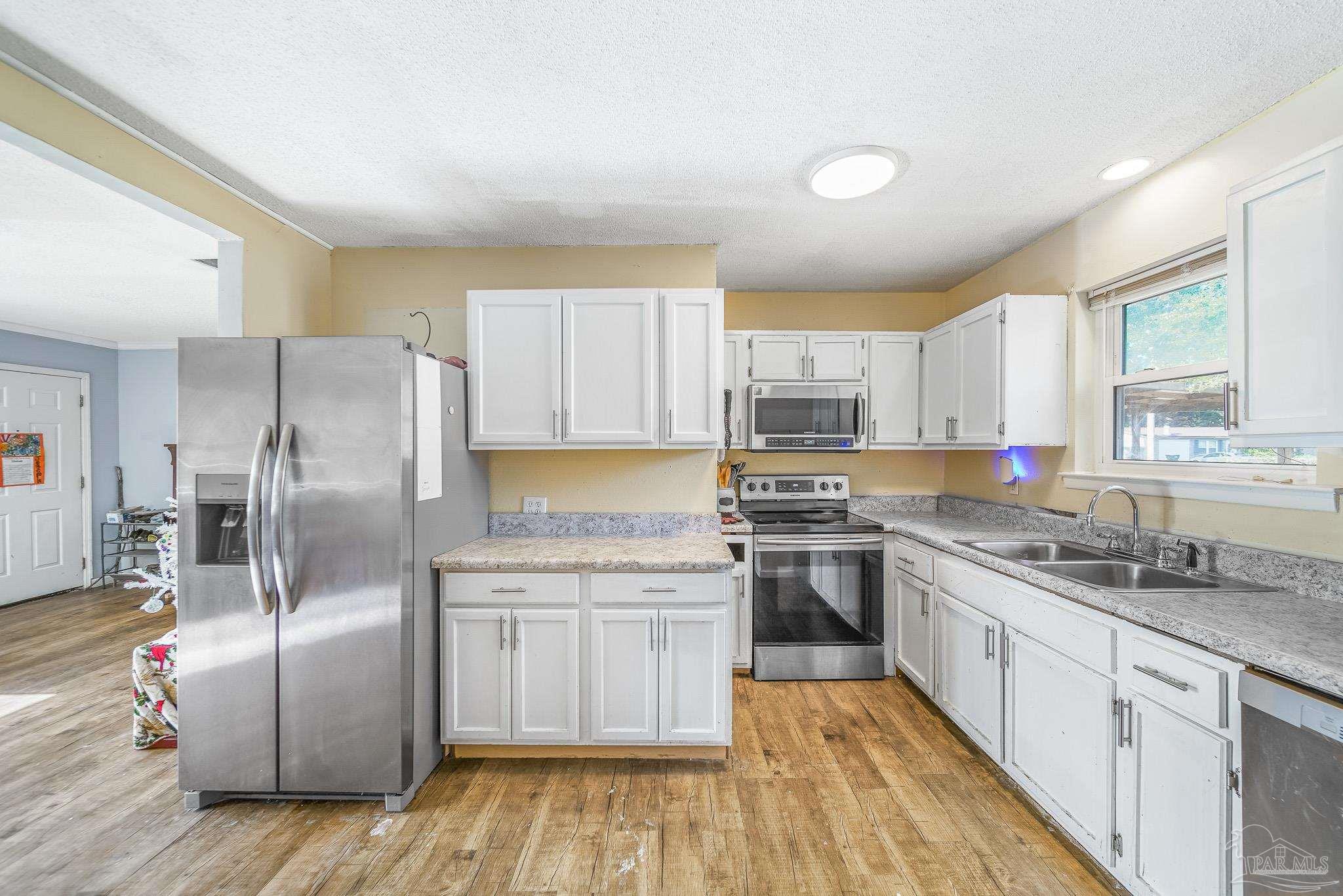 320 Quigley Road Pensacola, FL 32506 - Photo 7 of 29 Gallery Image 7