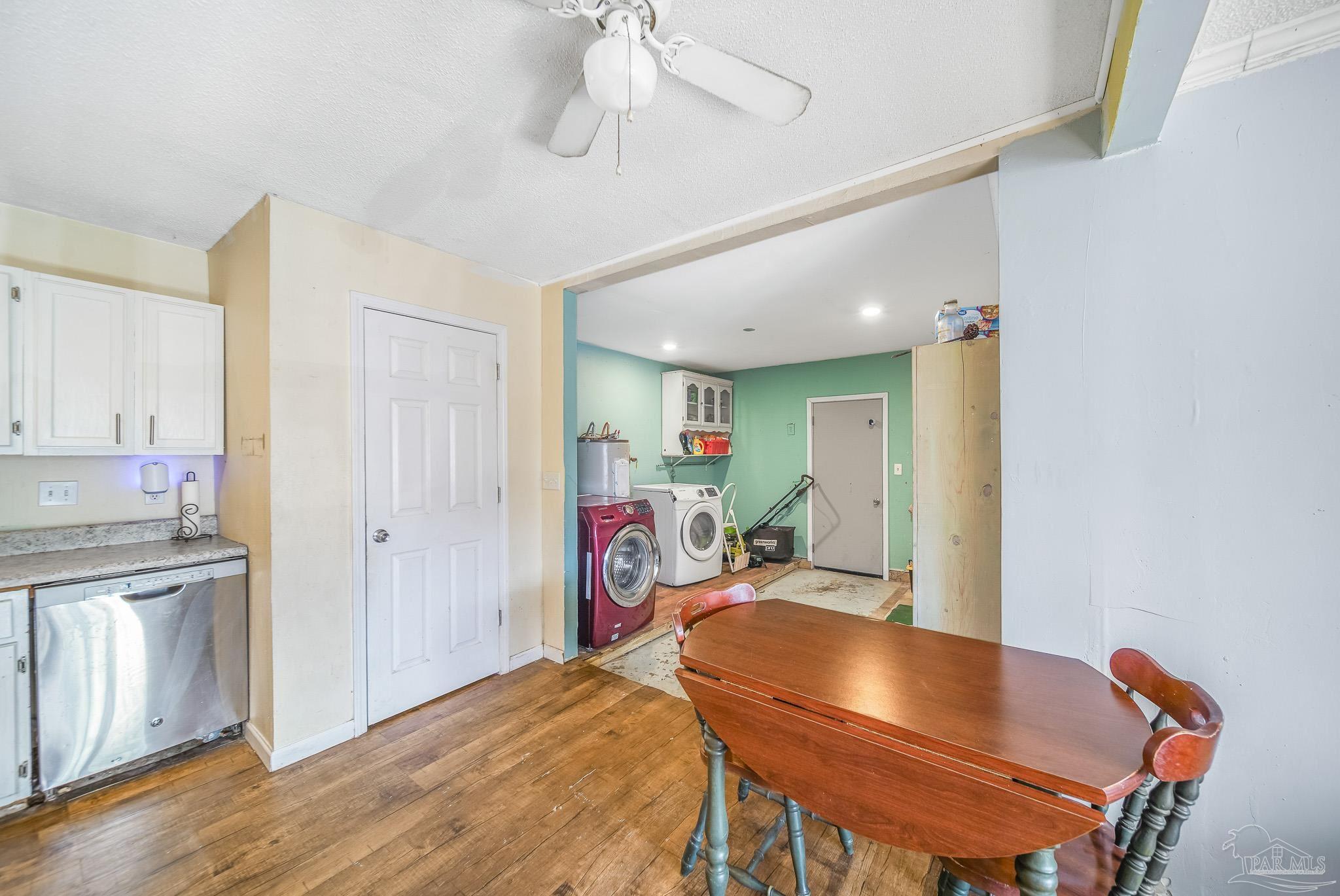 320 Quigley Road Pensacola, FL 32506 - Photo 8 of 29 Gallery Image 8
