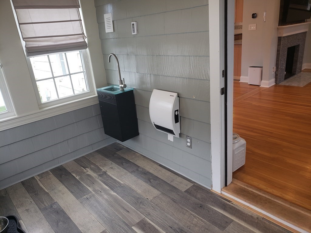24 Fairview Road Stoneham, MA 02180 - Photo 12 of 16 Gallery Image 12