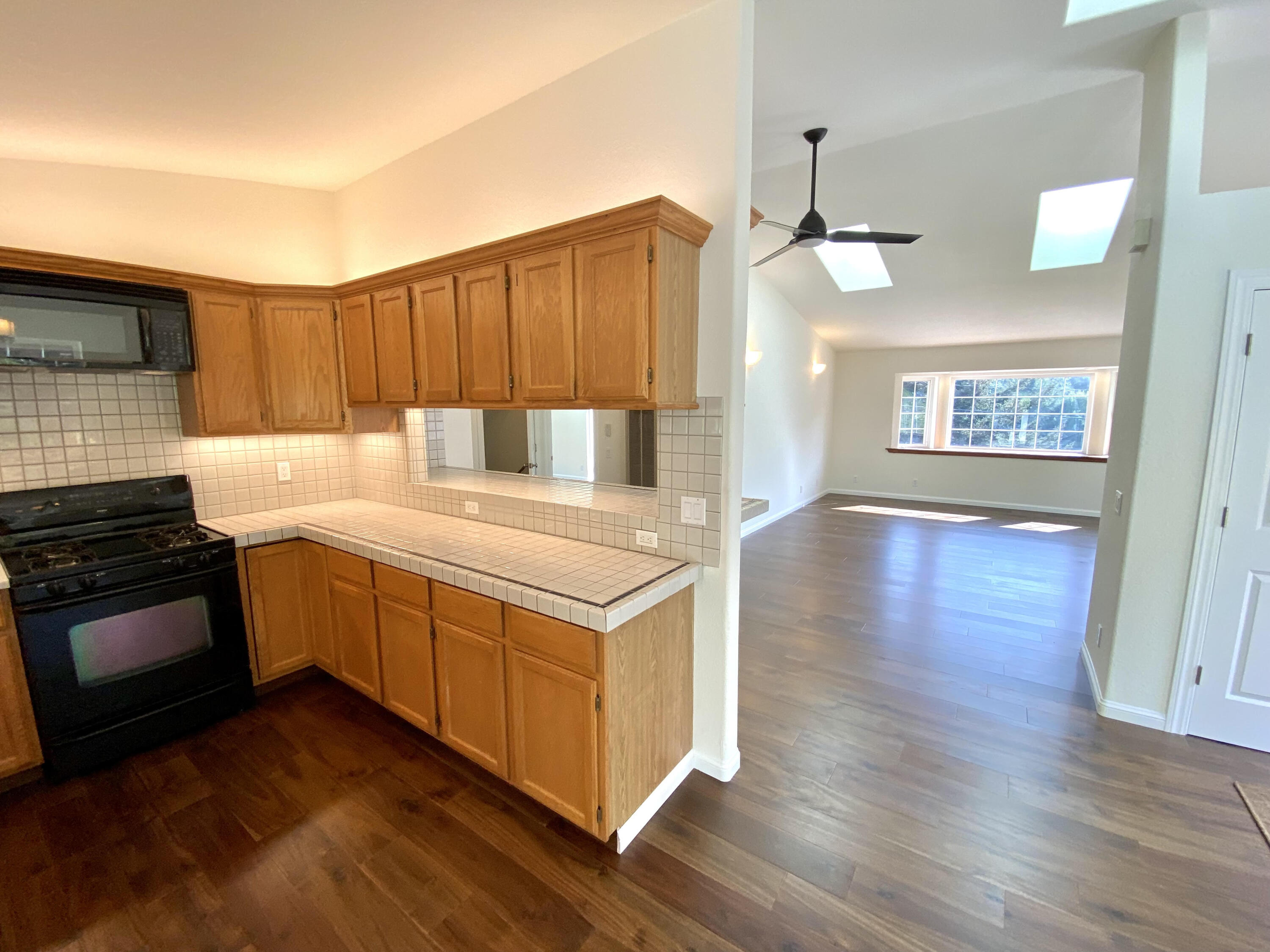 451 Spring Road Shelter Cove, CA 95589 - Photo 11 of 29 Kitchen and entry