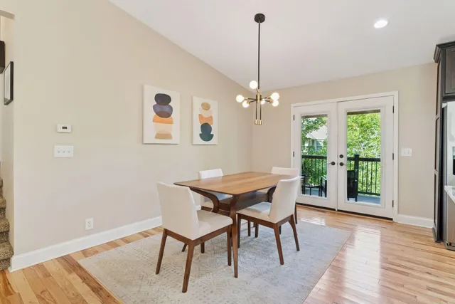 $859,000 | 2595 Lydiard Circle, Excelsior, MN 55331