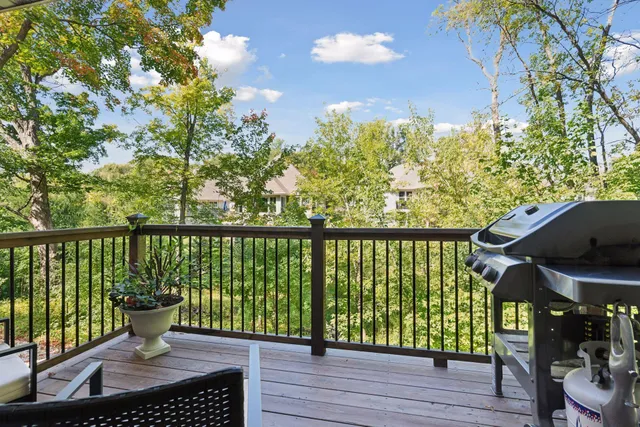 $859,000 | 2595 Lydiard Circle, Orono, MN 55331