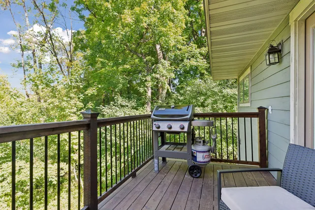 $859,000 | 2595 Lydiard Circle, Excelsior, MN 55331