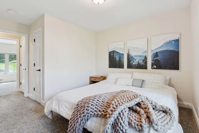 $859,000 | 2595 Lydiard Circle, Excelsior, MN 55331