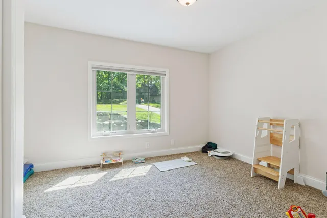 $859,000 | 2595 Lydiard Circle, Excelsior, MN 55331