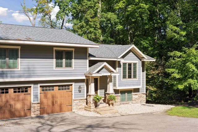 $859,000 | 2595 Lydiard Circle, Orono, MN 55331
