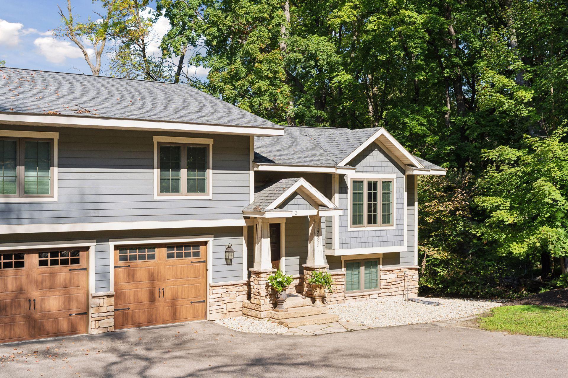 2595 Lydiard Circle Excelsior, MN 55331 - Photo 3 of 37