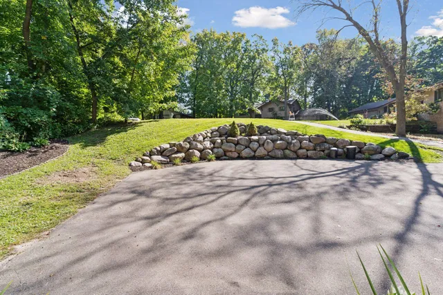 $859,000 | 2595 Lydiard Circle, Orono, MN 55331