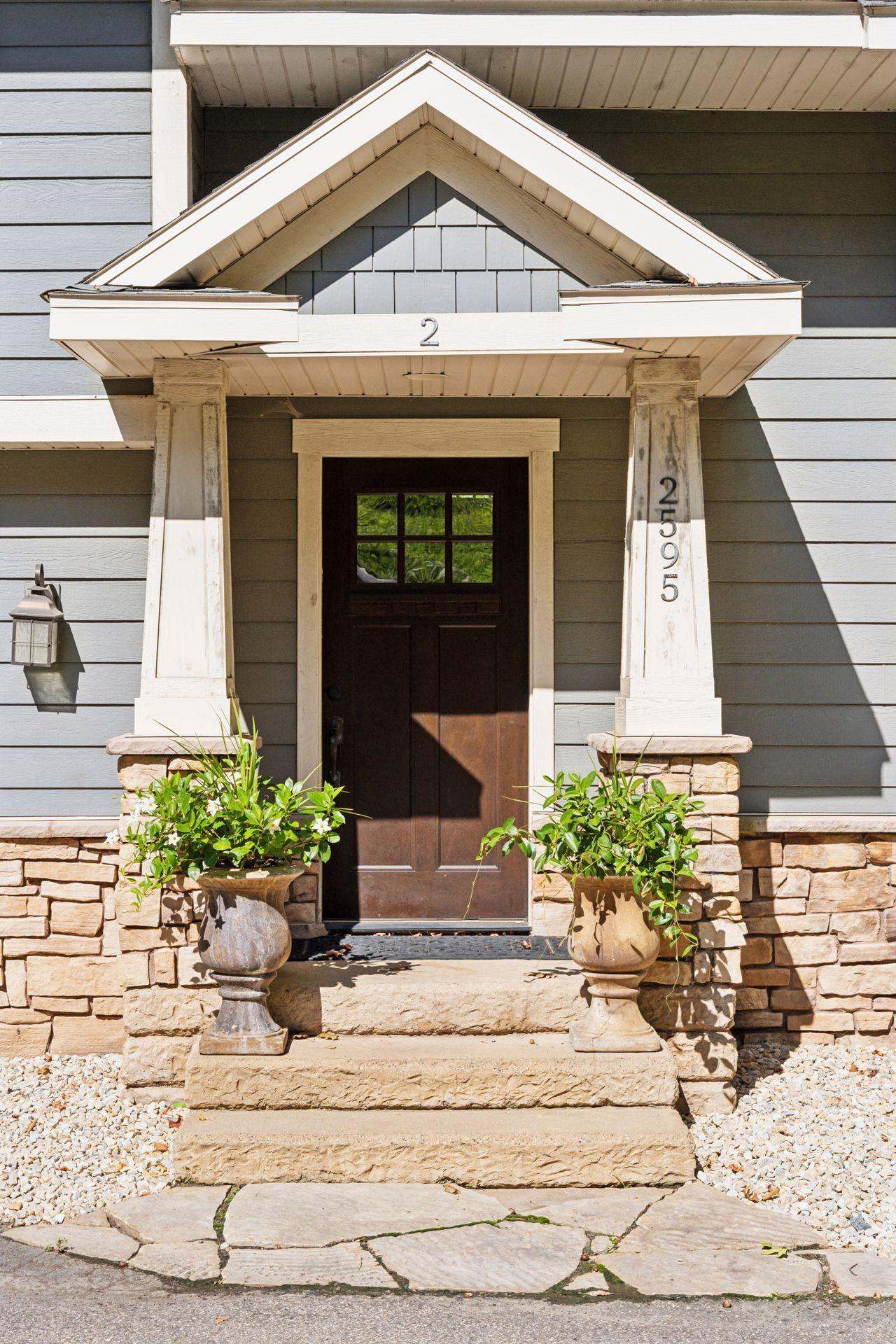 2595 Lydiard Circle Excelsior, MN 55331 - Photo 4 of 37