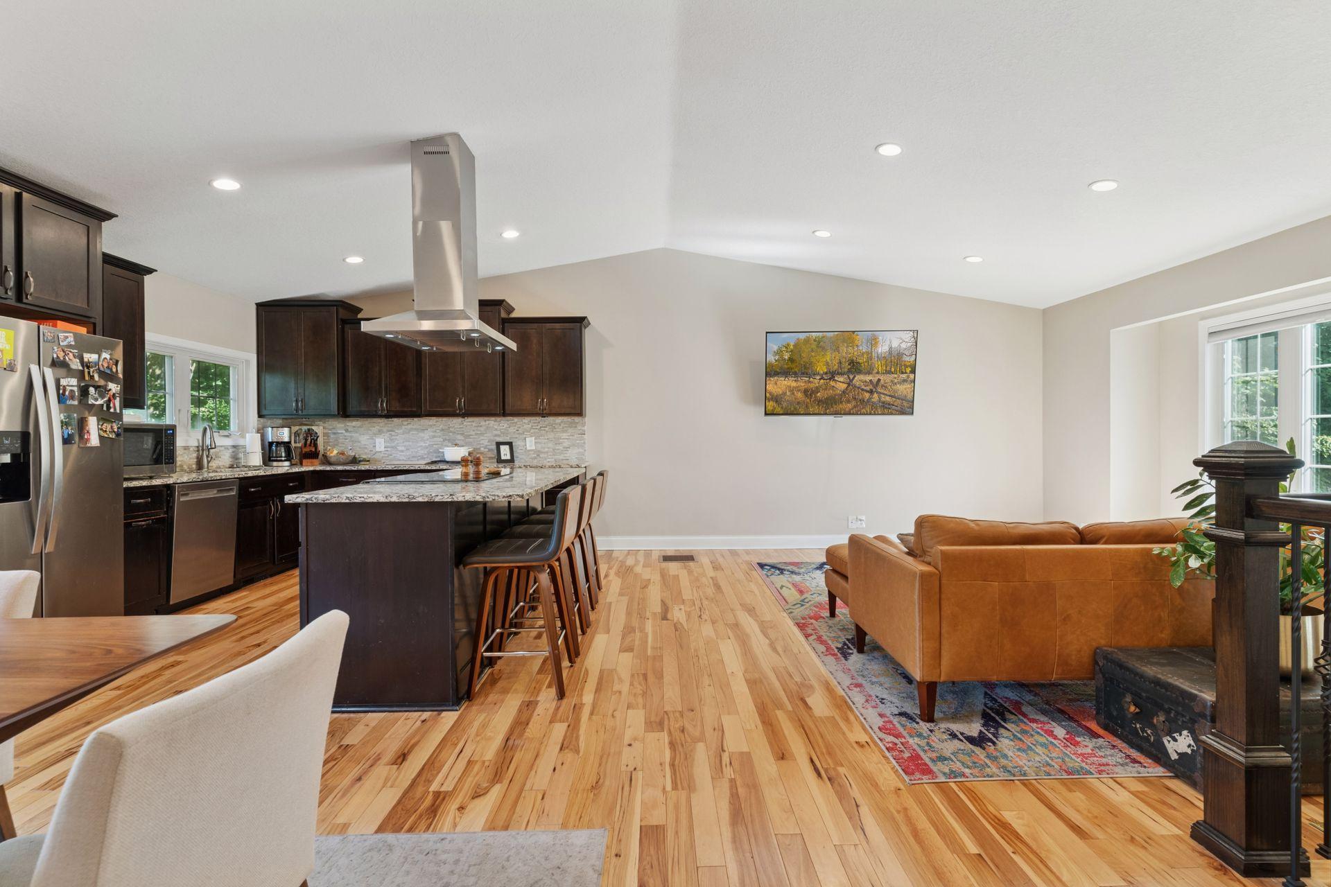 2595 Lydiard Circle Excelsior, MN 55331 - Photo 5 of 37