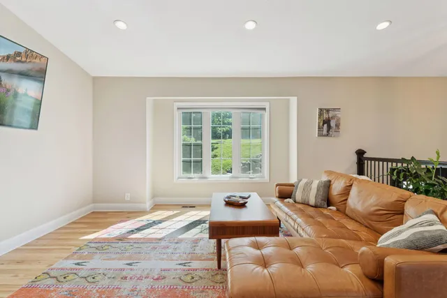 $859,000 | 2595 Lydiard Circle, Excelsior, MN 55331