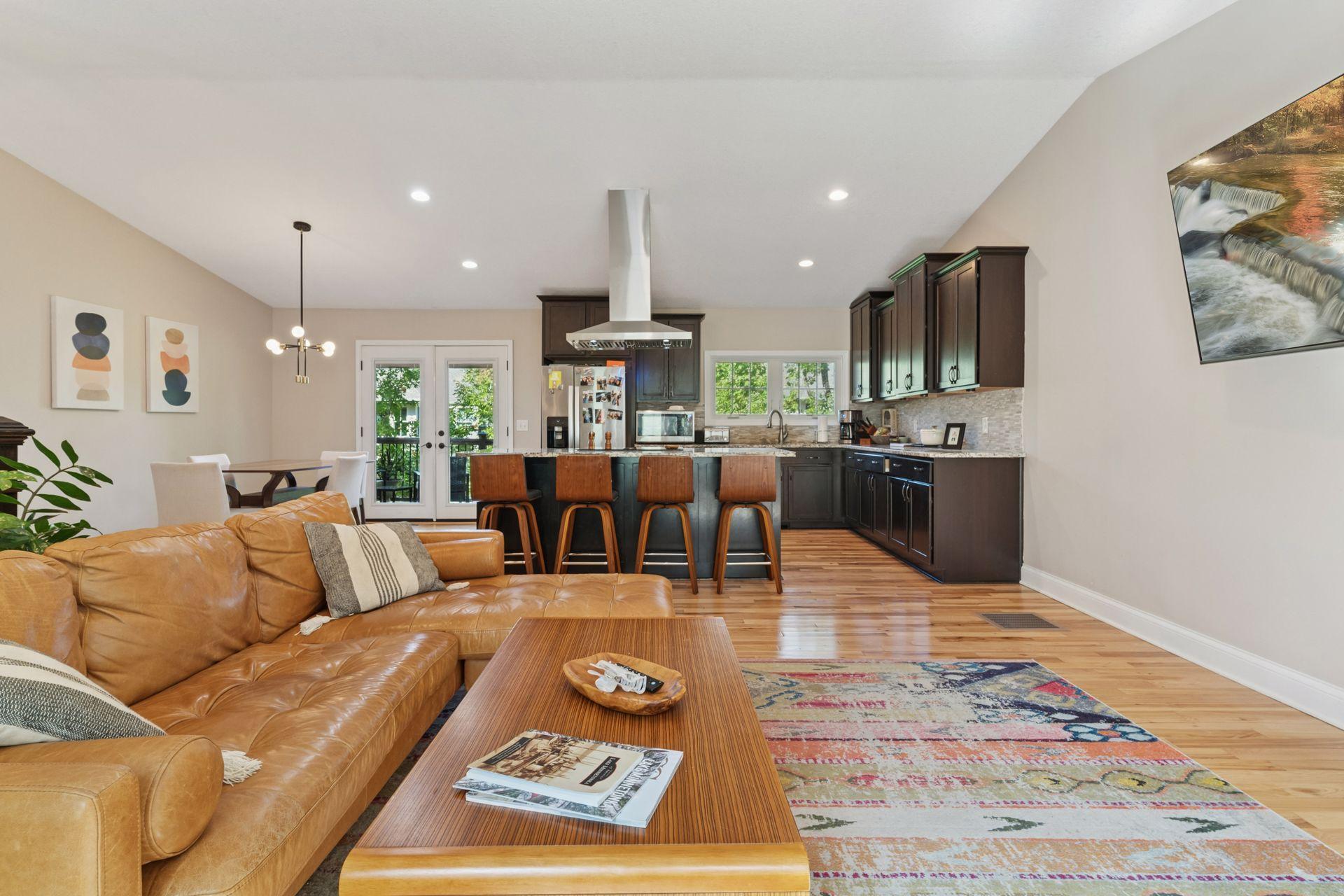 2595 Lydiard Circle Excelsior, MN 55331 - Photo 9 of 37