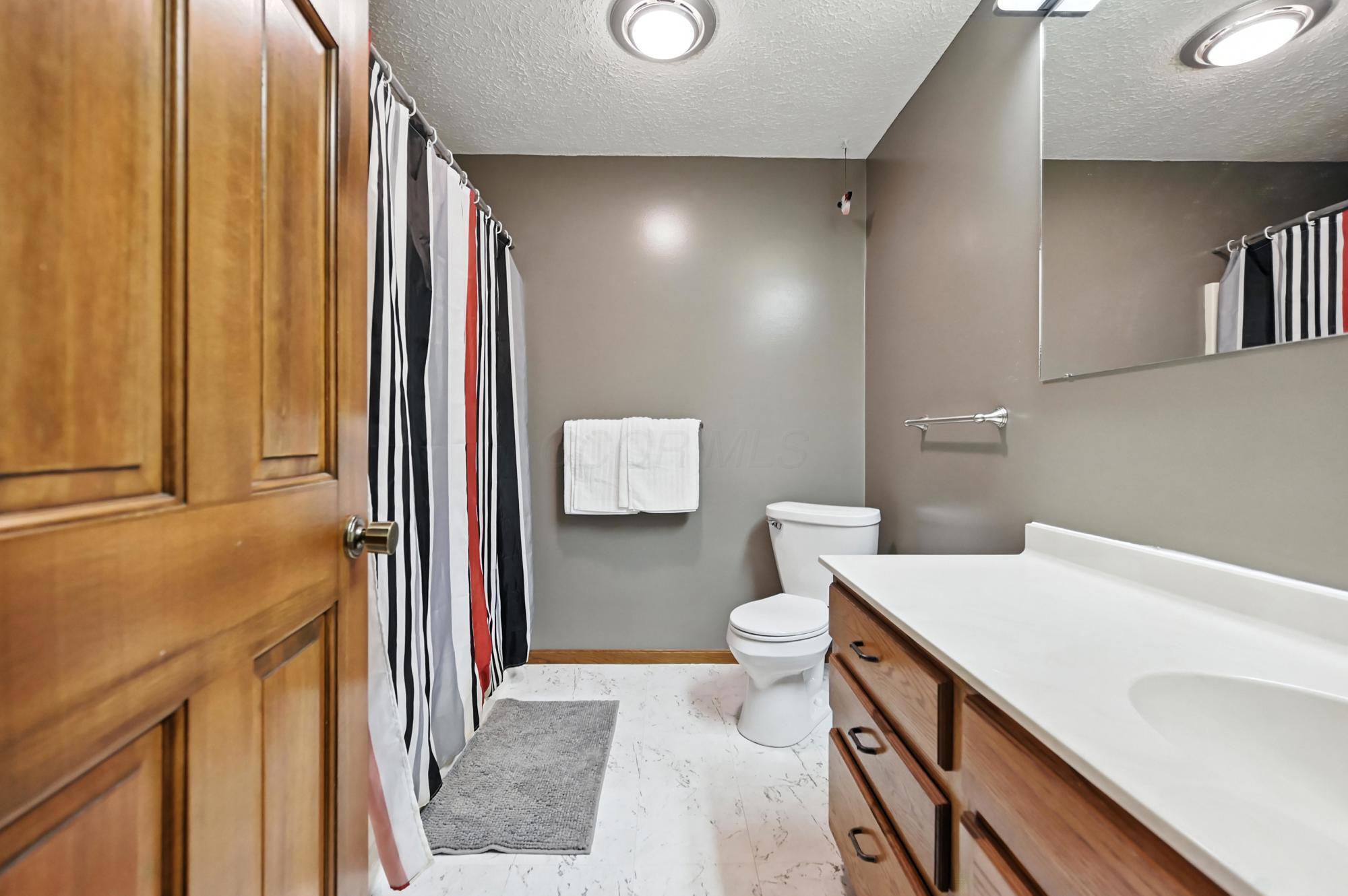 5536 Stauffer Road Morral, OH 43337 - Photo 27 of 56 FULL BATH