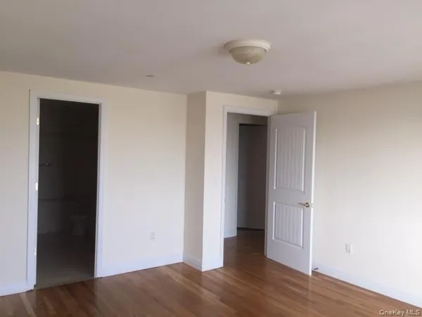 $4,950 | 125 East Broadway, Unit 507, Long Beach, NY 11561