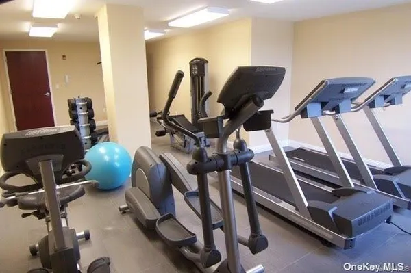 $4,950 | 125 East Broadway, Unit 507, Long Beach, NY 11561