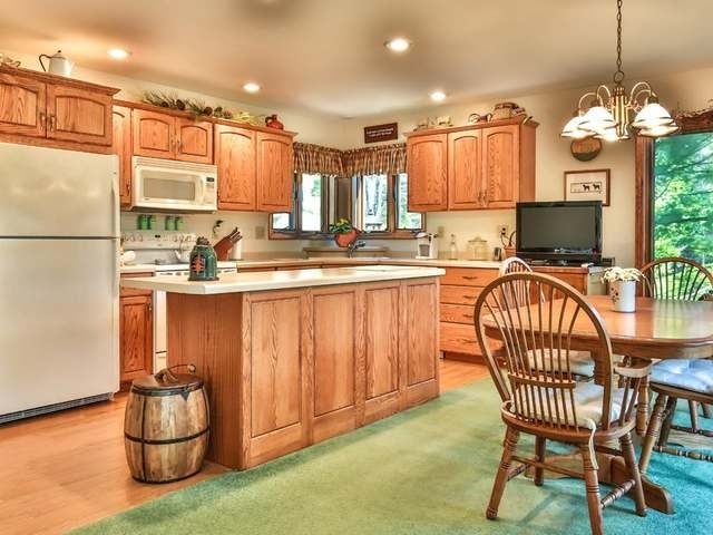 6932 Stonefield Road Hazelhurst, WI 54531 - Photo 4 of 20 Gallery Image 4