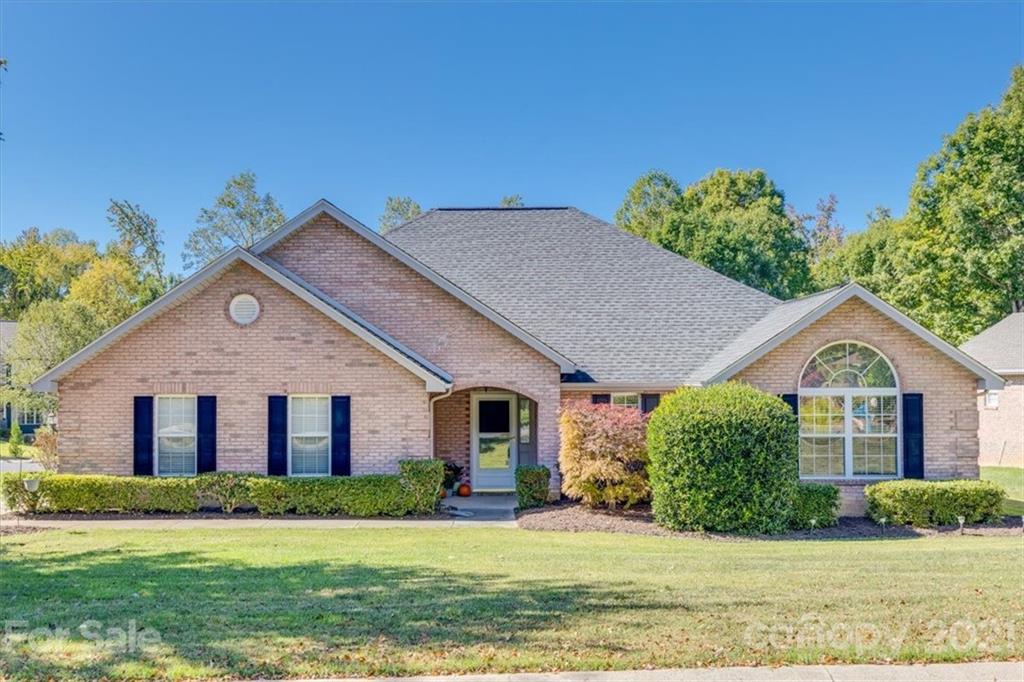 704 Beechnut Court Fort Mill, SC 29708 - Photo 1 of 46 a front view of a house with a yard
