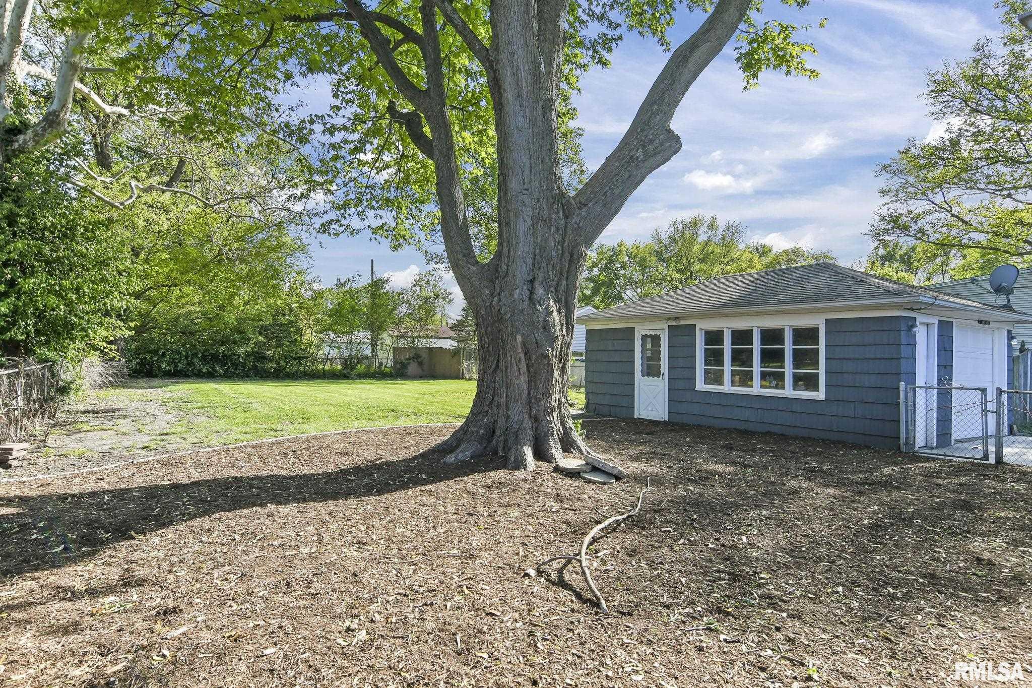 308 East Apple Orchard Road Springfield, IL 62703 - Photo 21 of 24