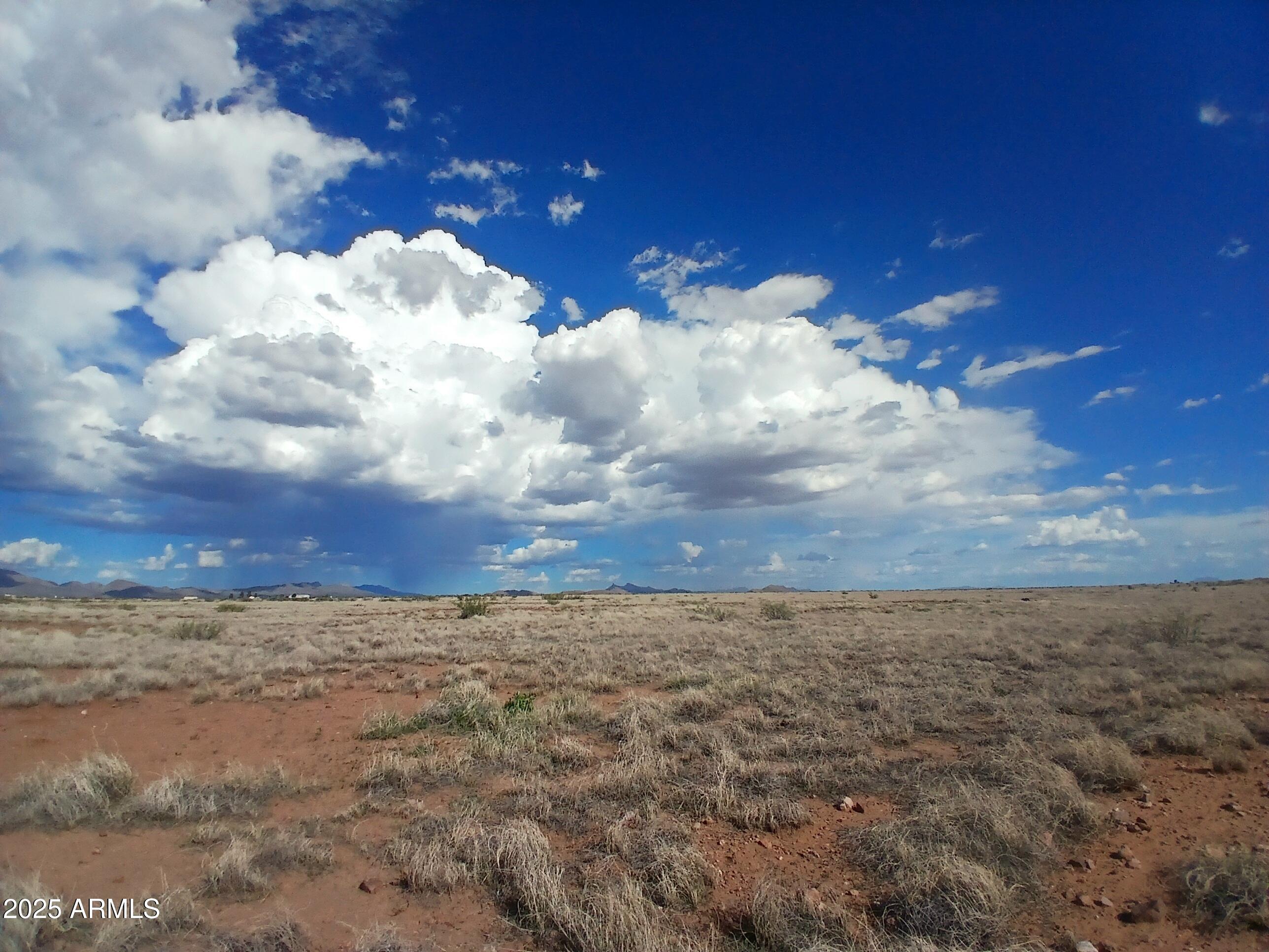 Tbd North Ee Ranch Road, Unit 1/2 McNeal, AZ 85617 - Photo 7 of 11 a view of a building