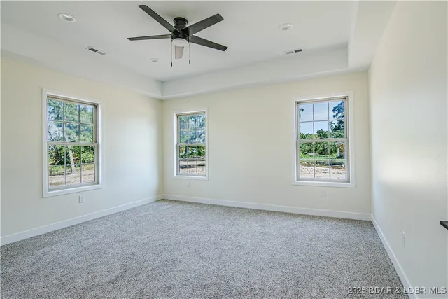 $464,900 | 40 Lady Bug Lane, Camdenton, MO 65020