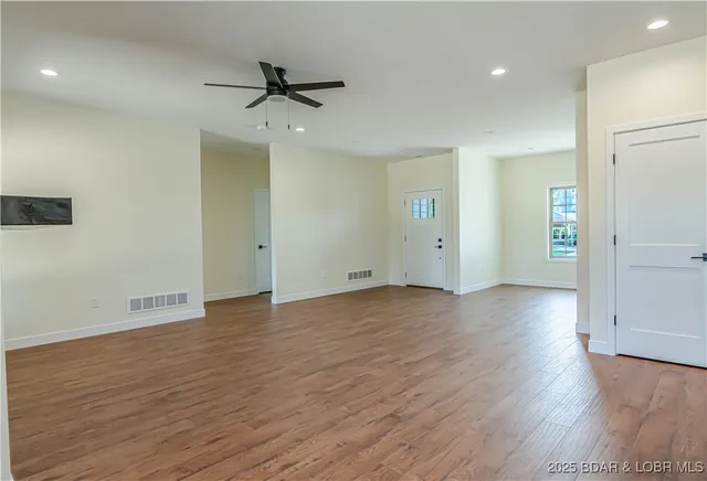 $464,900 | 40 Lady Bug Lane, Camdenton, MO 65020