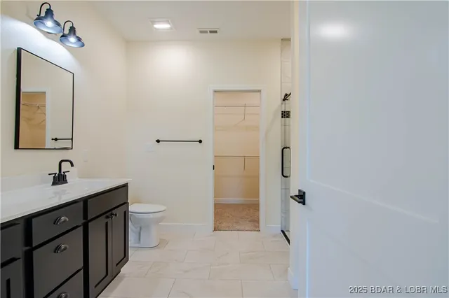 $464,900 | 40 Lady Bug Lane, Camdenton, MO 65020