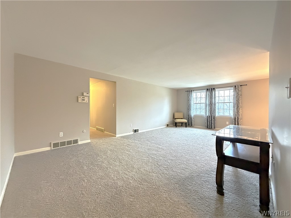 1340 Maple Road, Unit 8 Amherst, NY 14221 - Photo 11 of 23