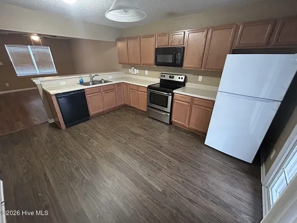 $1,200 | 2005 Banister Loop, Jacksonville, NC 28546