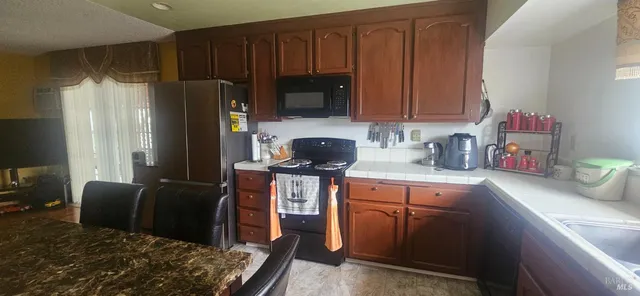 $587,000 | 400 Foothill Drive, Vallejo, CA 94591