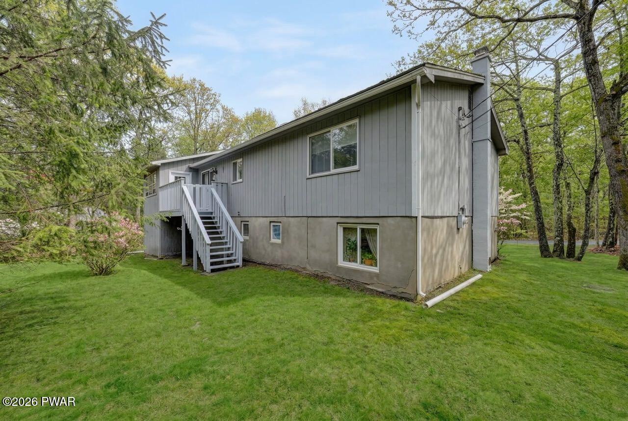 100 Fox Road Dingmans Ferry, PA 18328 - Photo 8 of 51