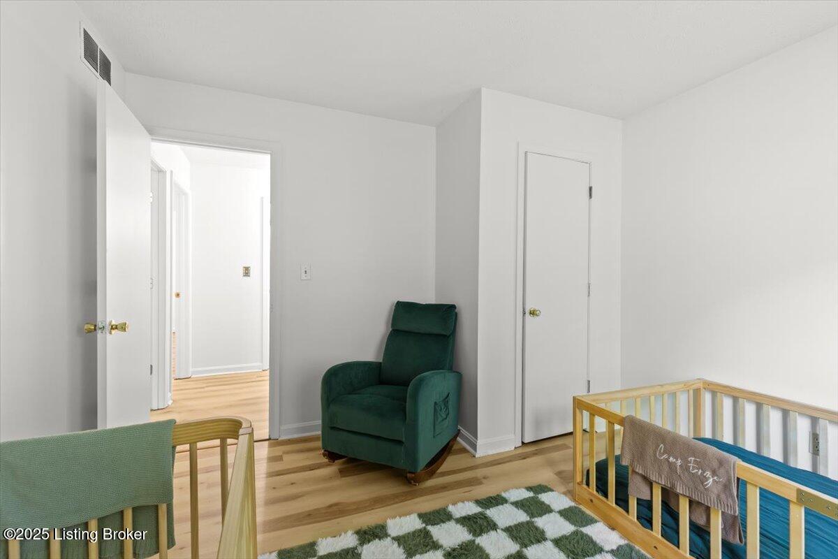 2010 Millgate Road Louisville, KY 40223 - Photo 28 of 39 20-2010 Millgate Rd-20