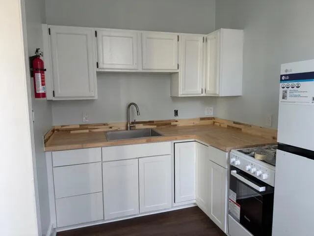 $2,100 | 306 King Street, Unit A, Charleston, SC 29401