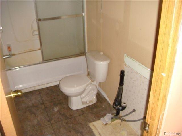 1320 Range Road Port Huron, MI 48060 - Photo 9 of 12 DSC08787 (Small)
