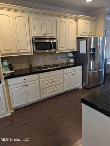 $285,000 | 110 Bridge Park Drive, Canton, MS 39046