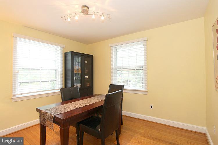 9914 Sutherland Road Silver Spring, MD 20901 - Photo 12 of 20 Dining Room