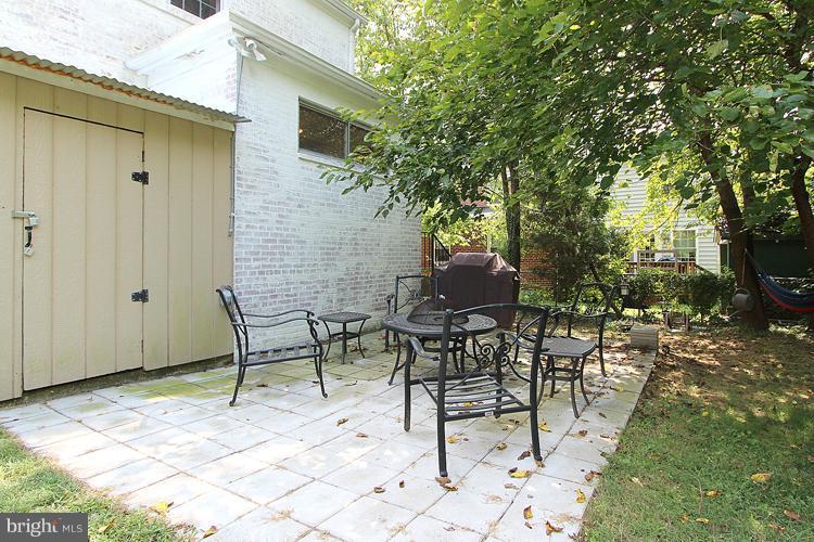 9914 Sutherland Road Silver Spring, MD 20901 - Photo 18 of 20 Exterior (Rear)