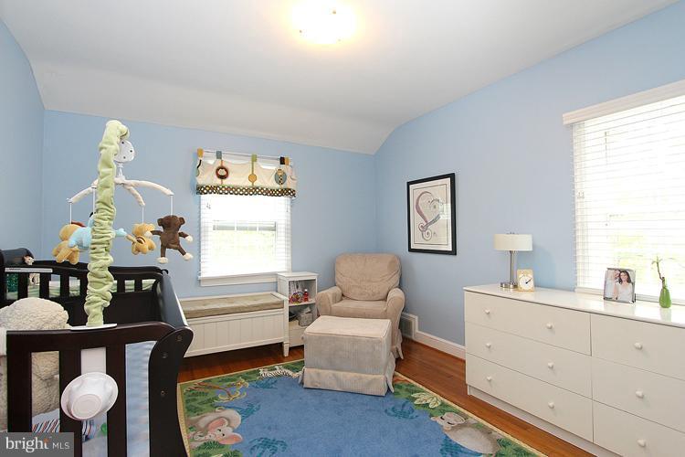 9914 Sutherland Road Silver Spring, MD 20901 - Photo 4 of 20 Bedroom