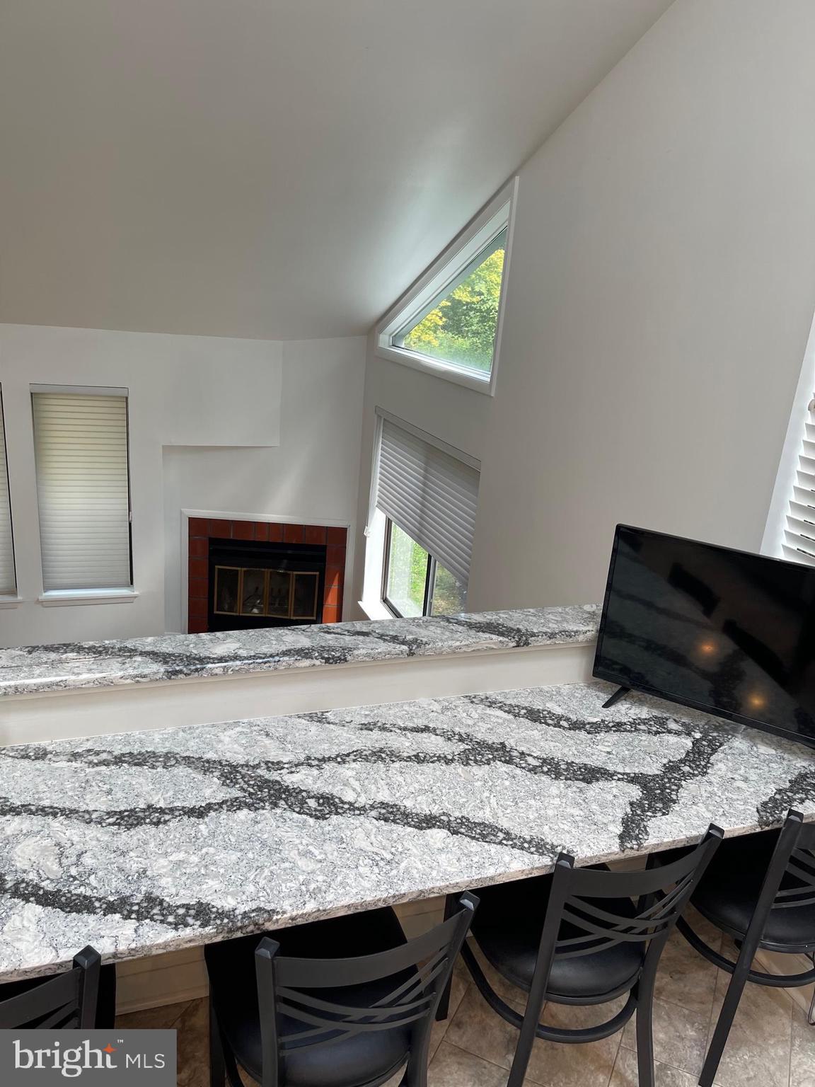 6251 Softshade Way Columbia, MD 21045 - Photo 9 of 54