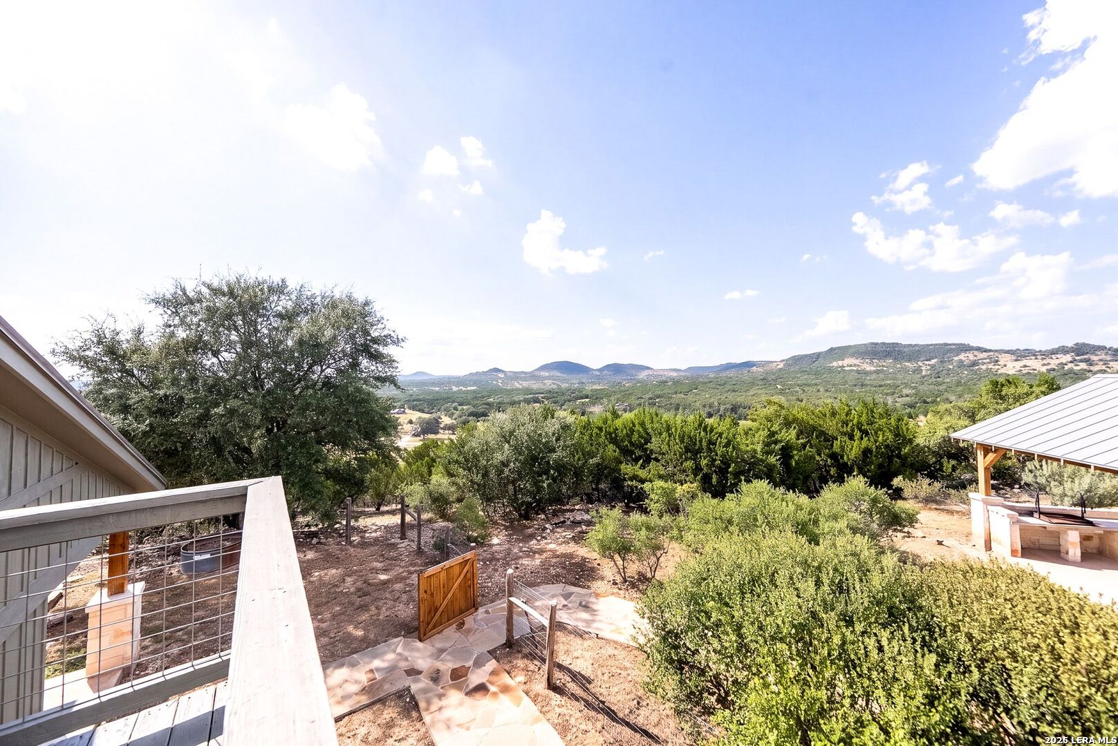 259 Gate Road Pipe Creek, TX 78063 - Photo 19 of 49 Gallery Image 19