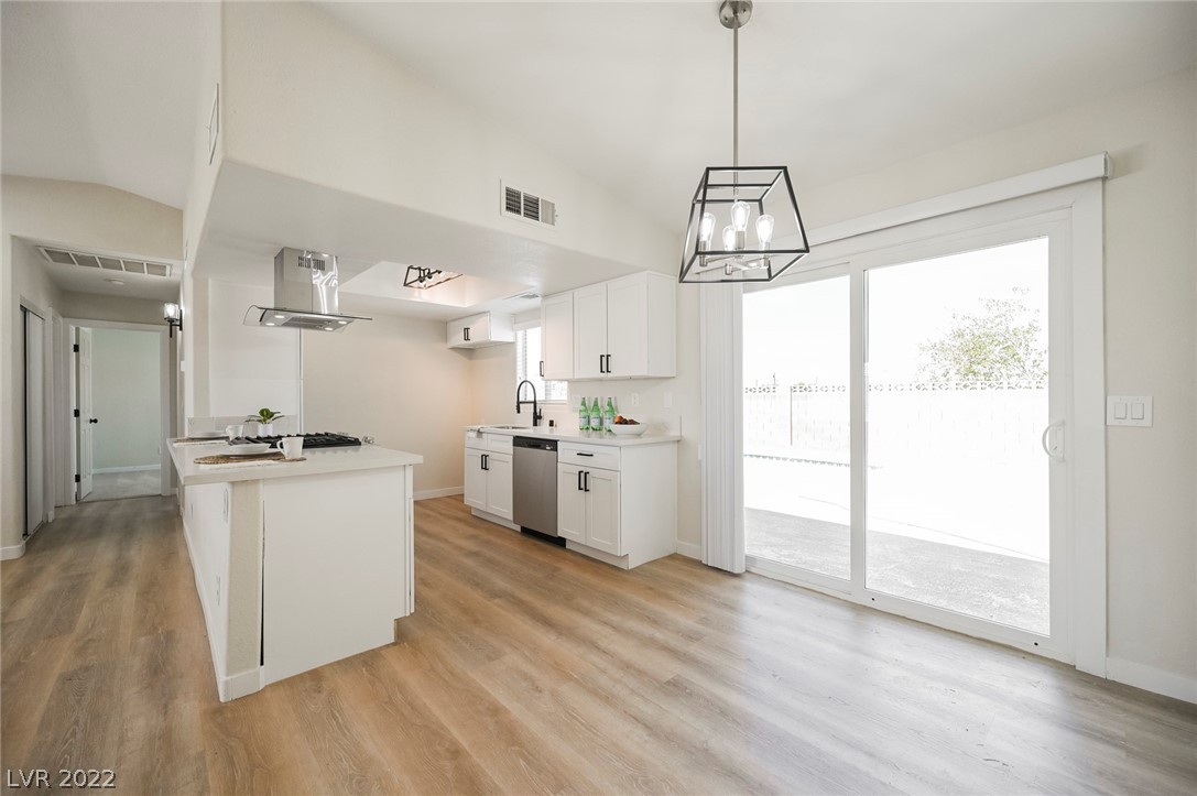 401 East Rolly Street Henderson, NV 89011 - Photo 11 of 30 Gallery Image 11