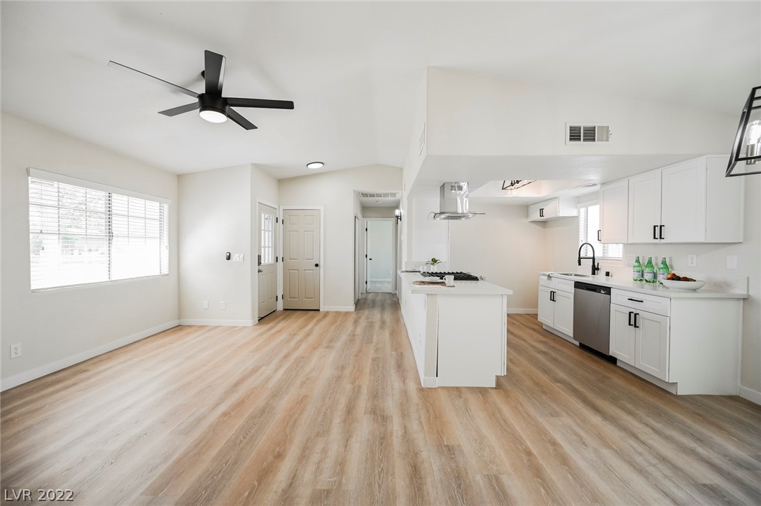 401 East Rolly Street Henderson, NV 89011 - Photo 12 of 30 Gallery Image 12