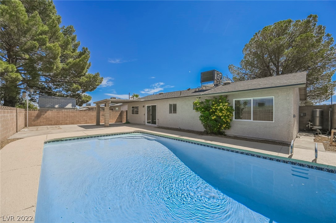 401 East Rolly Street Henderson, NV 89011 - Photo 28 of 30 Gallery Image 28