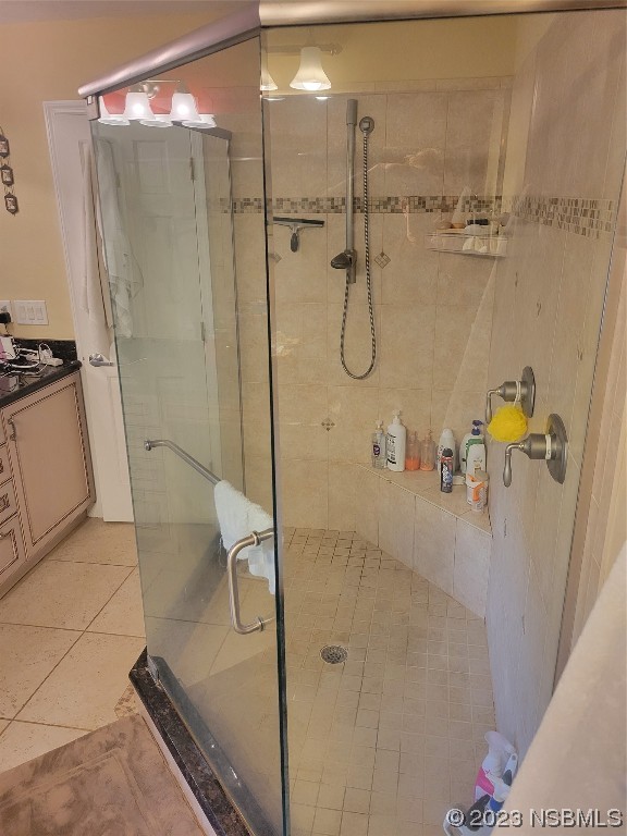 1012 South Riverside Drive Edgewater, FL 32132 - Photo 25 of 31 a bathroom with a shower