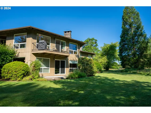 $389,000 | 68712 East Fairway Estates Road, Welches, OR 97067