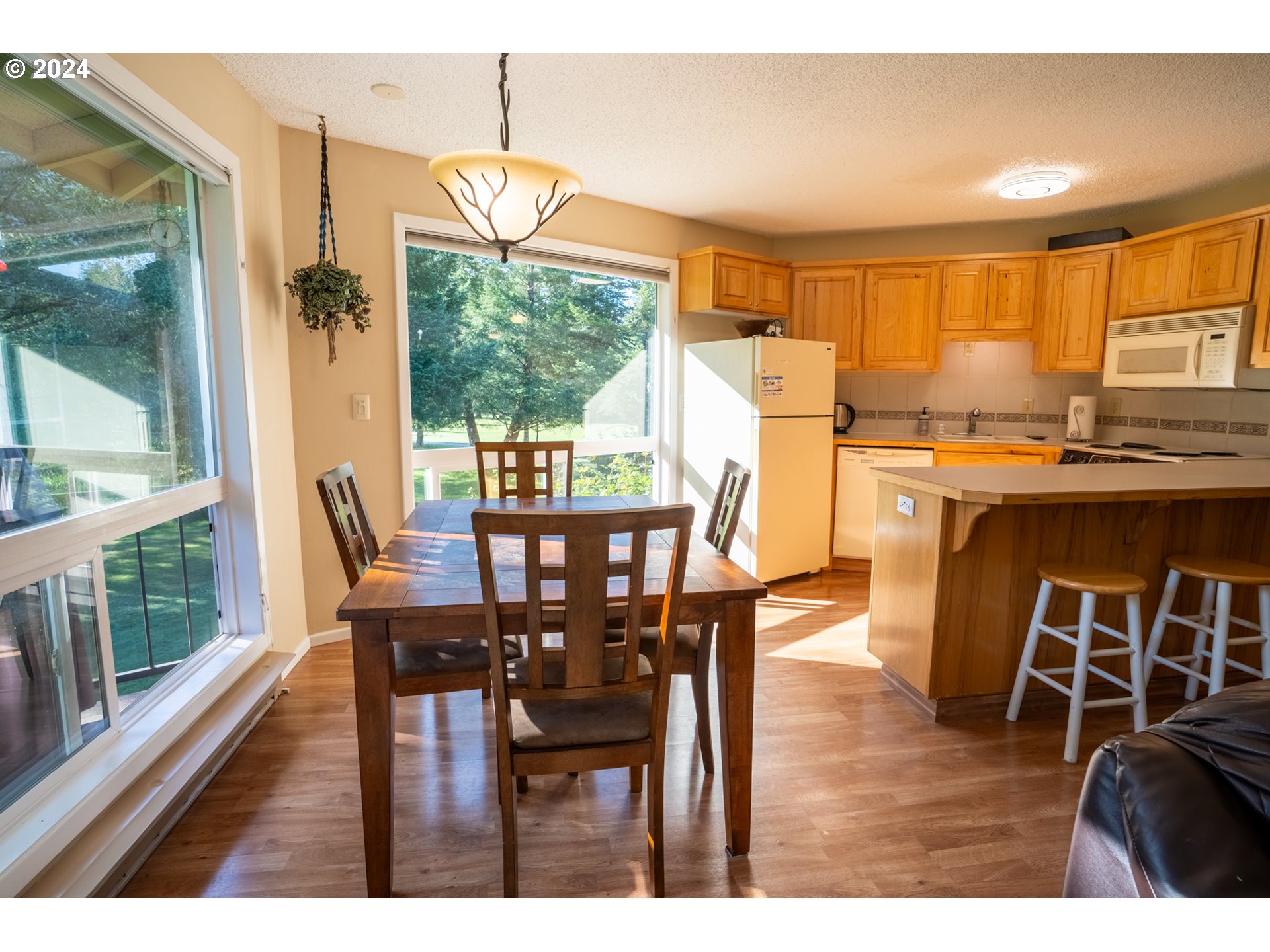 68712 East Fairway Estates Road Welches, OR 97067 - Photo 14 of 37