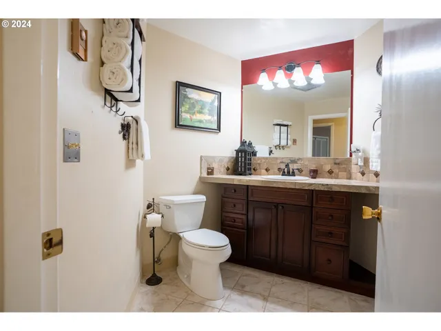 $389,000 | 68712 East Fairway Estates Road, Welches, OR 97067